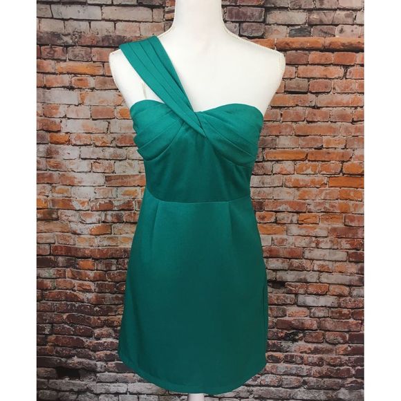 Esley Dresses & Skirts - Esley Green One Shoulder Twist Front Dress S